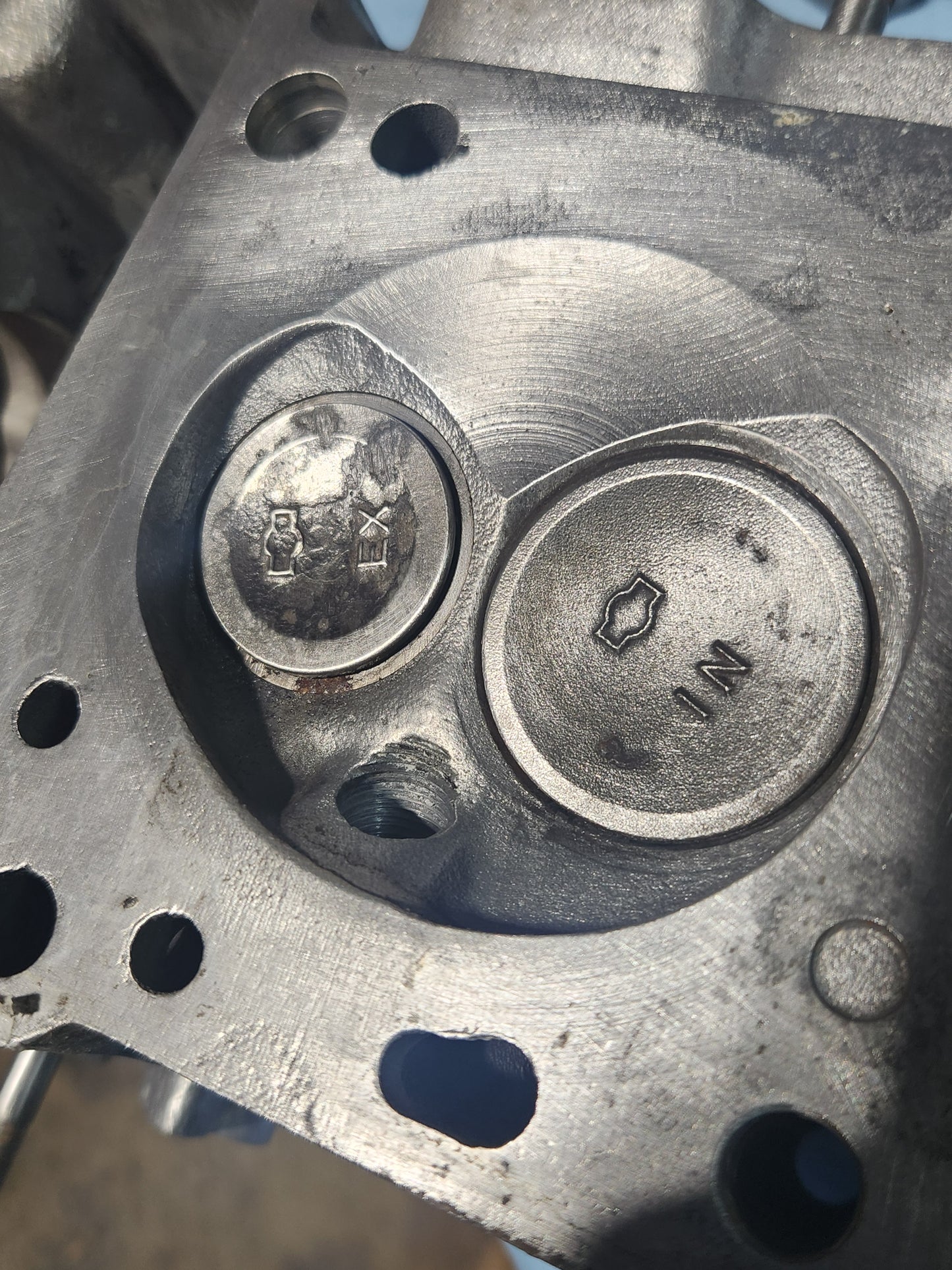 1969-1971 Datsun 240z E31 Cylinder Head Complete Series 1 Refreshed