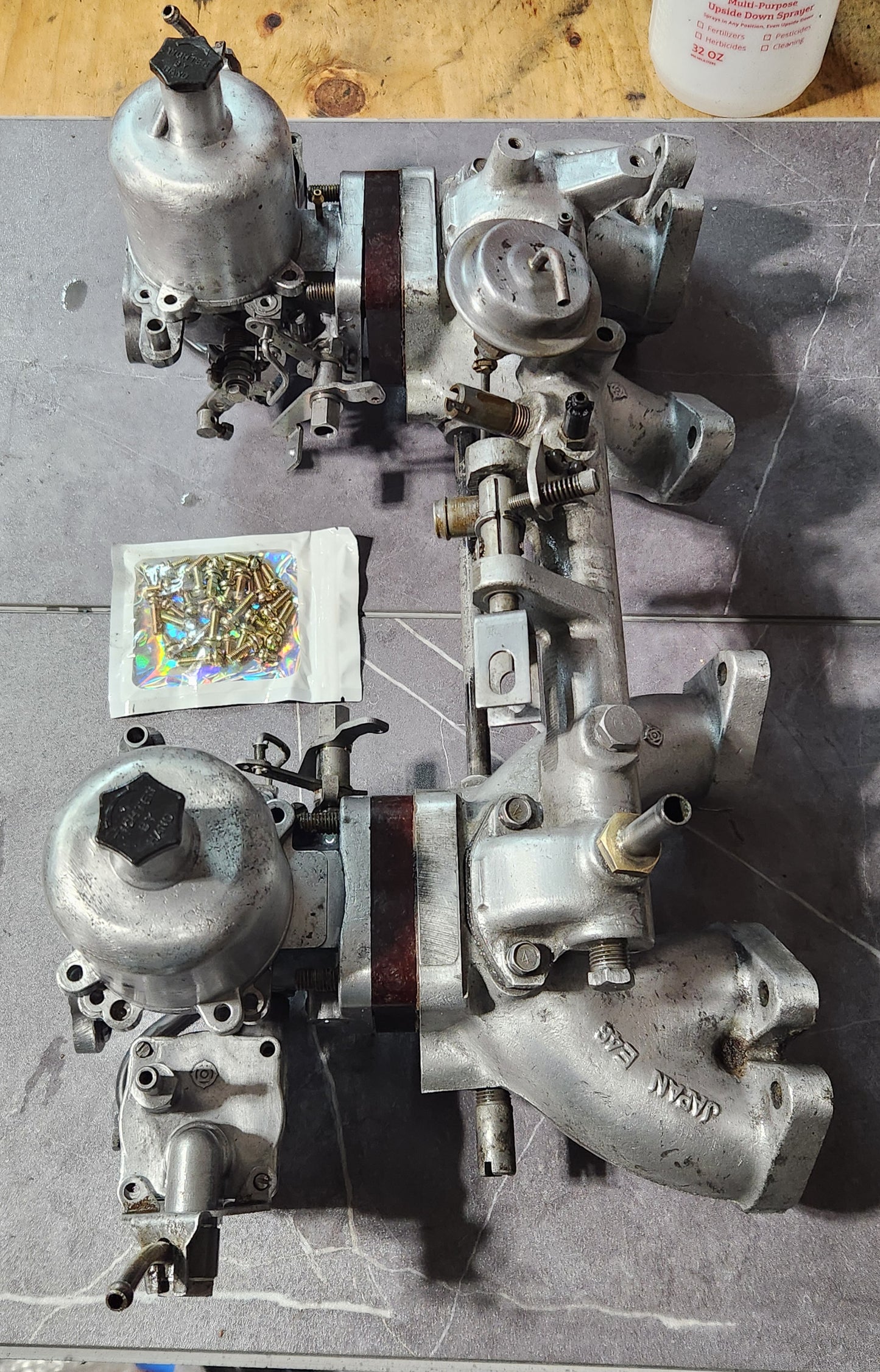 1970-73 Datsun 240z Round Top SU Carburetor Kit 4 Screw With NOS Nissan Screws