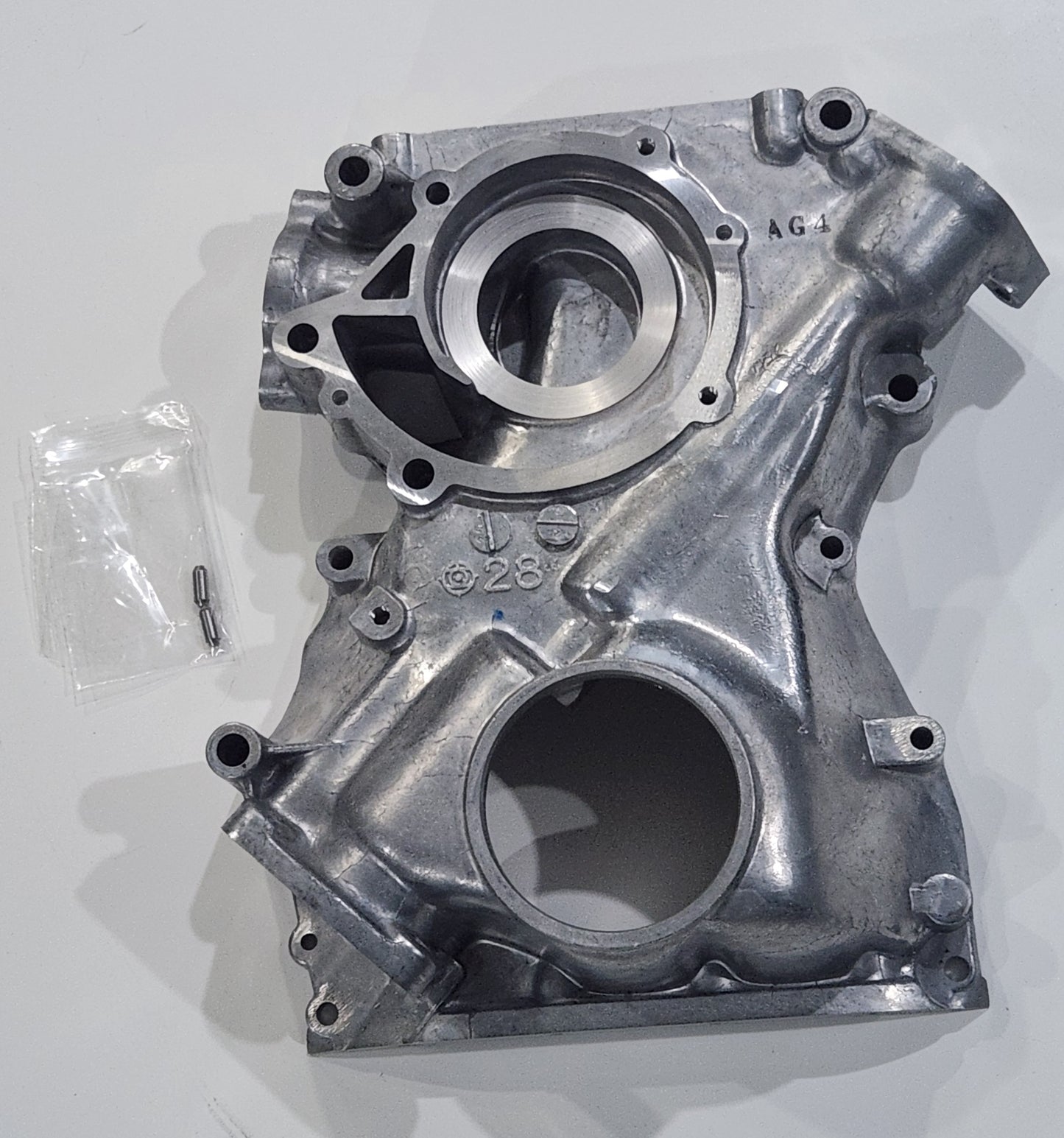 New Datsun 240z 260z 280z 280zx 510 610 620 L4/L6 Genuine OEM Nissan Front Timing Cover