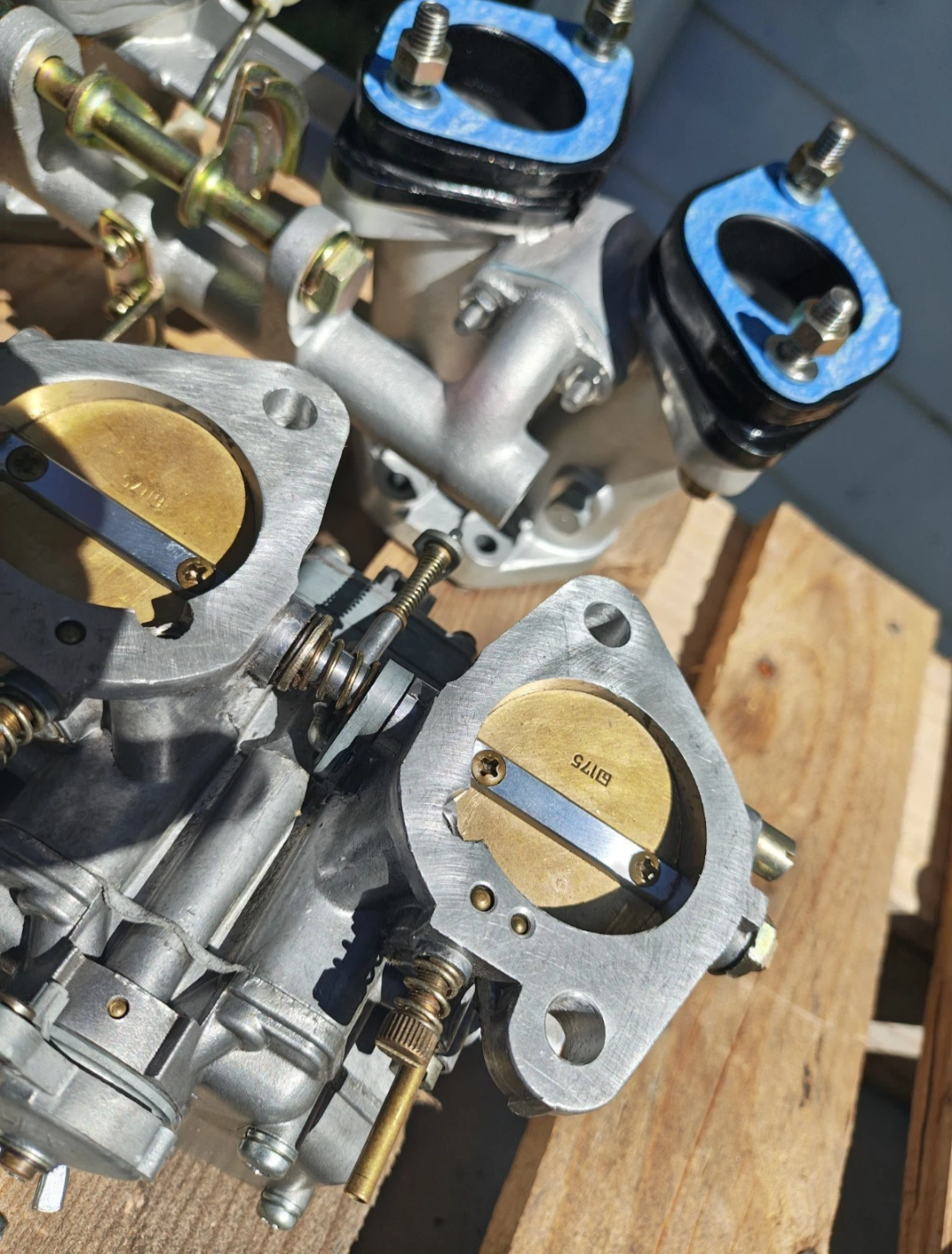 1967-70 Datsun Roadster 2000 SRL311 Nismo Datsun Comp Mikuni Solex PHH 44mm Kit